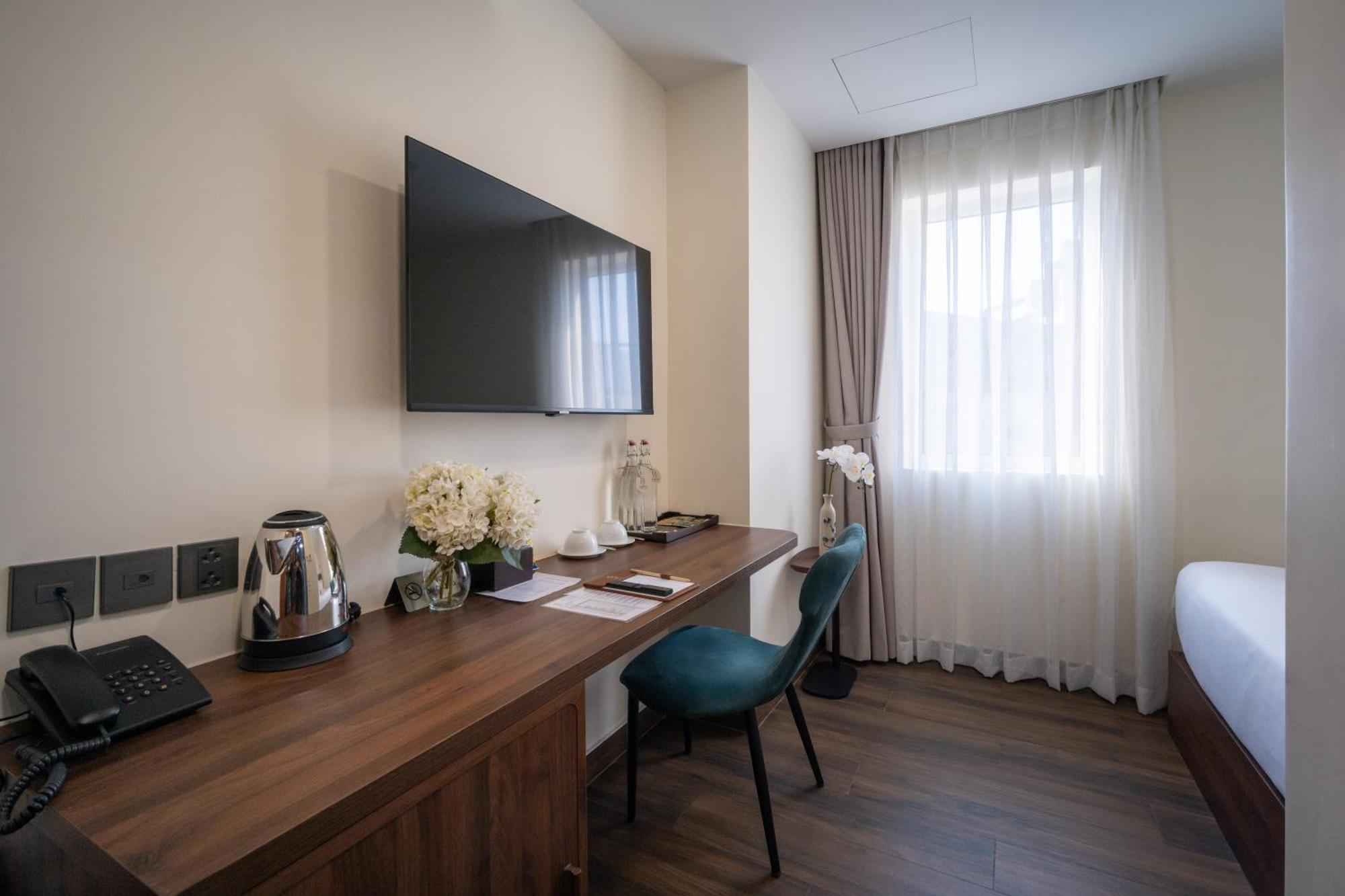 הו צ'י מין סיטי Hato Saigon Boutique Hotel & Rooftop מראה חיצוני תמונה