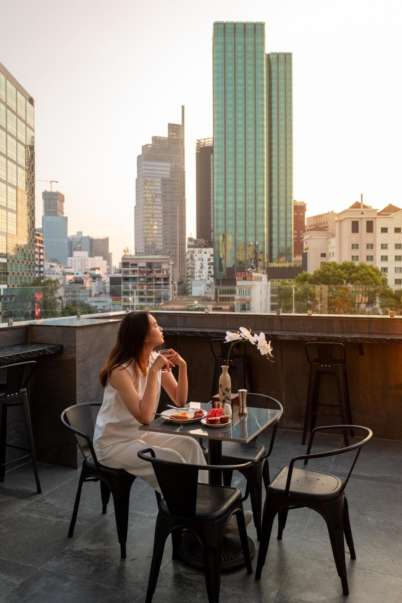 הו צ'י מין סיטי Hato Saigon Boutique Hotel & Rooftop מראה חיצוני תמונה